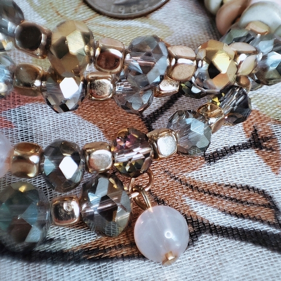 Faceted Gray Glass Stone Rose Quartz Lucite Beaded Memory Wire Bracelet Large - Picture 7 of 13